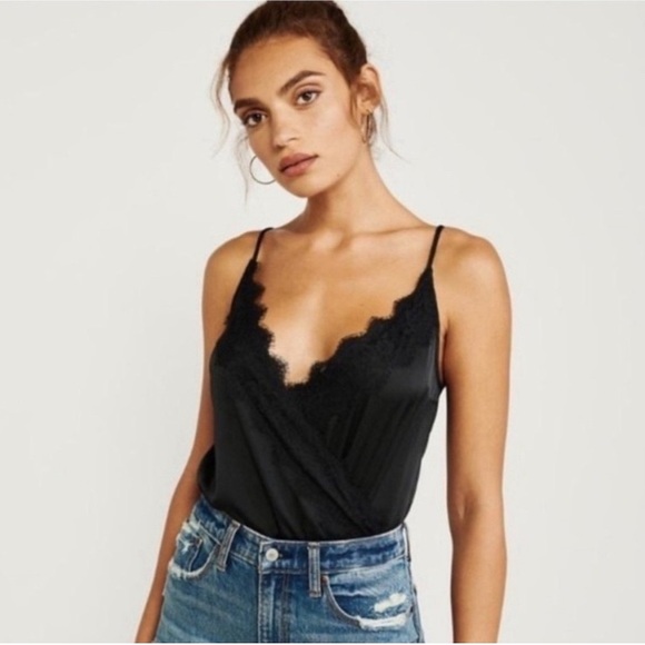 Abercrombie & Fitch Black Stain Floral Lace Sleeveless Bodysuit - Picture 3 of 10
